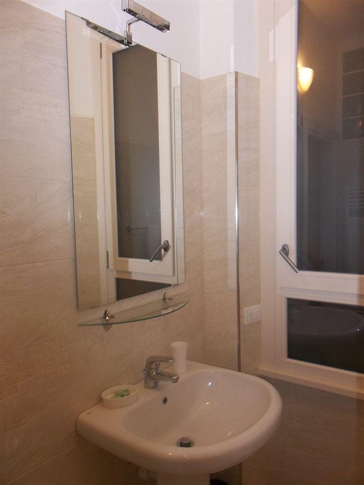 Hotel Amalfi Milaan Buitenkant foto
