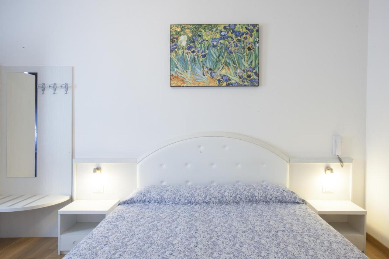 Hotel Amalfi Milaan Kamer foto