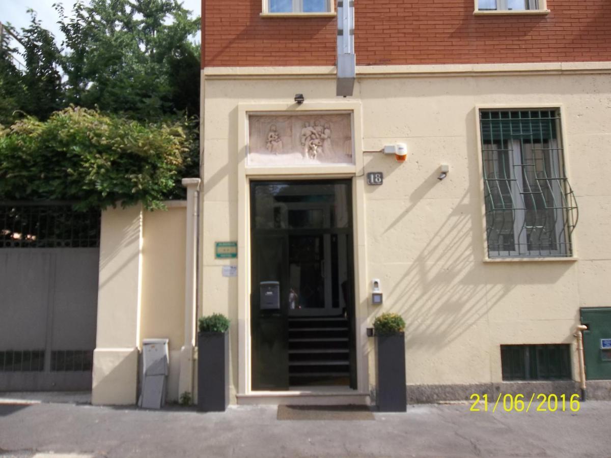 Hotel Amalfi Milaan Buitenkant foto