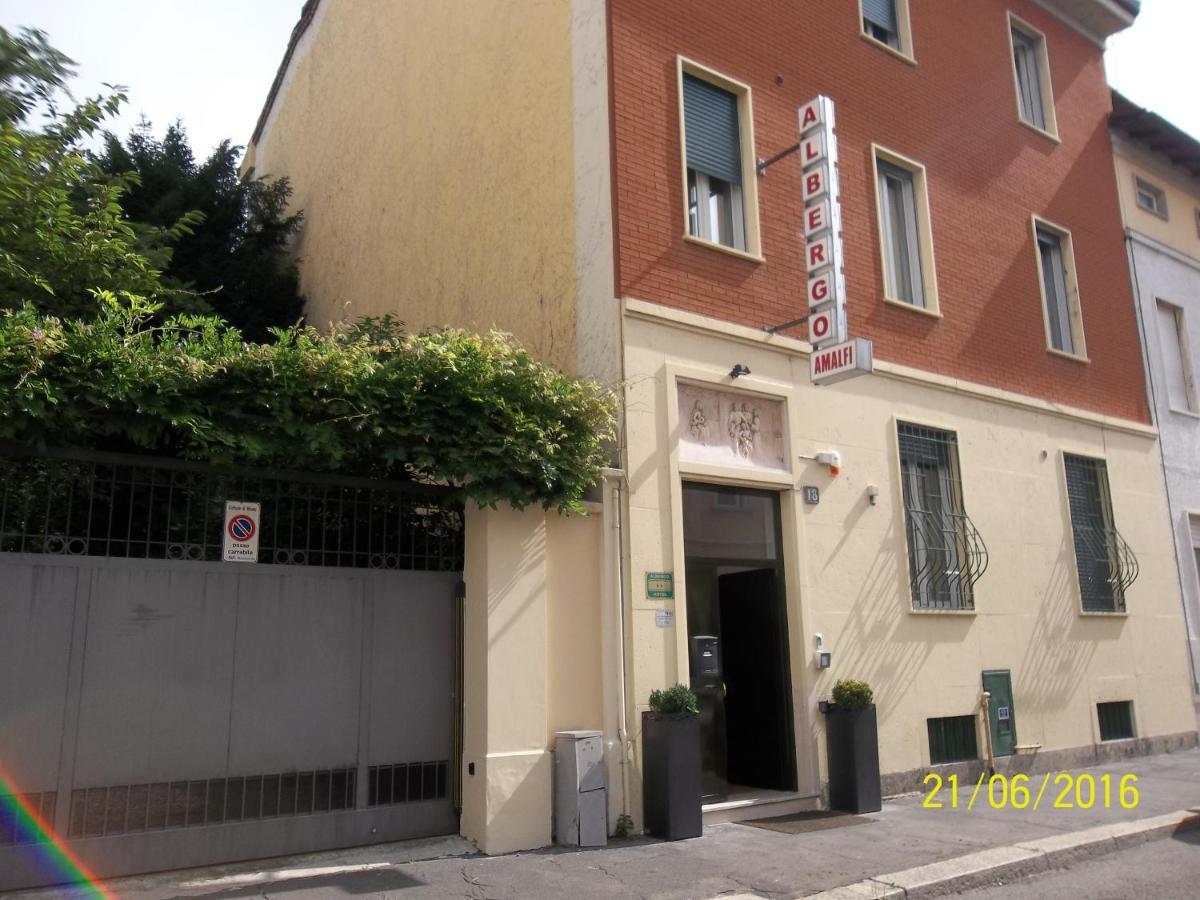 Hotel Amalfi Milaan Buitenkant foto